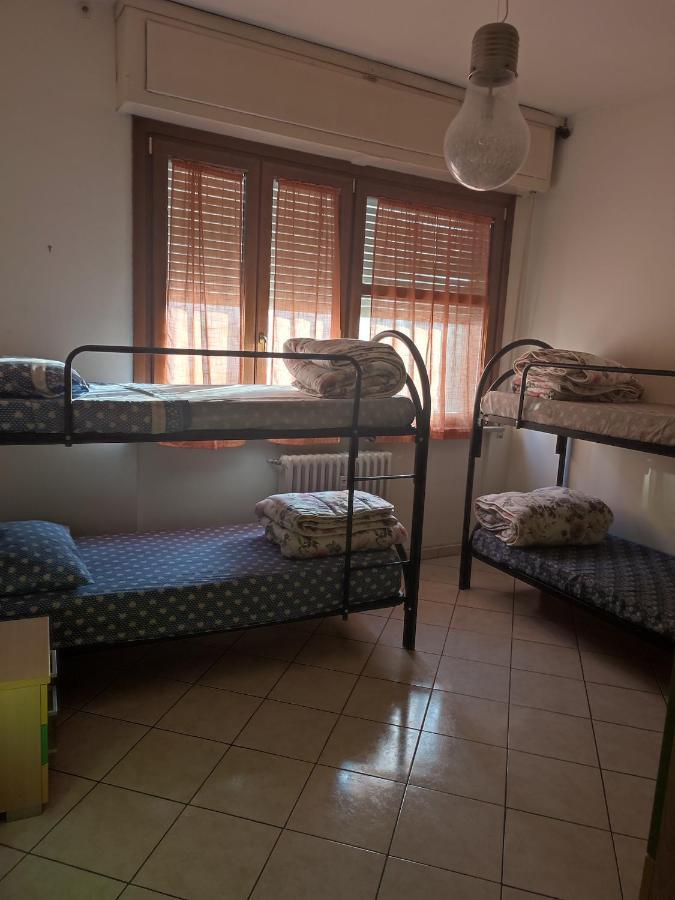 La Casa Di Fiore Apartment Asti Bagian luar foto
