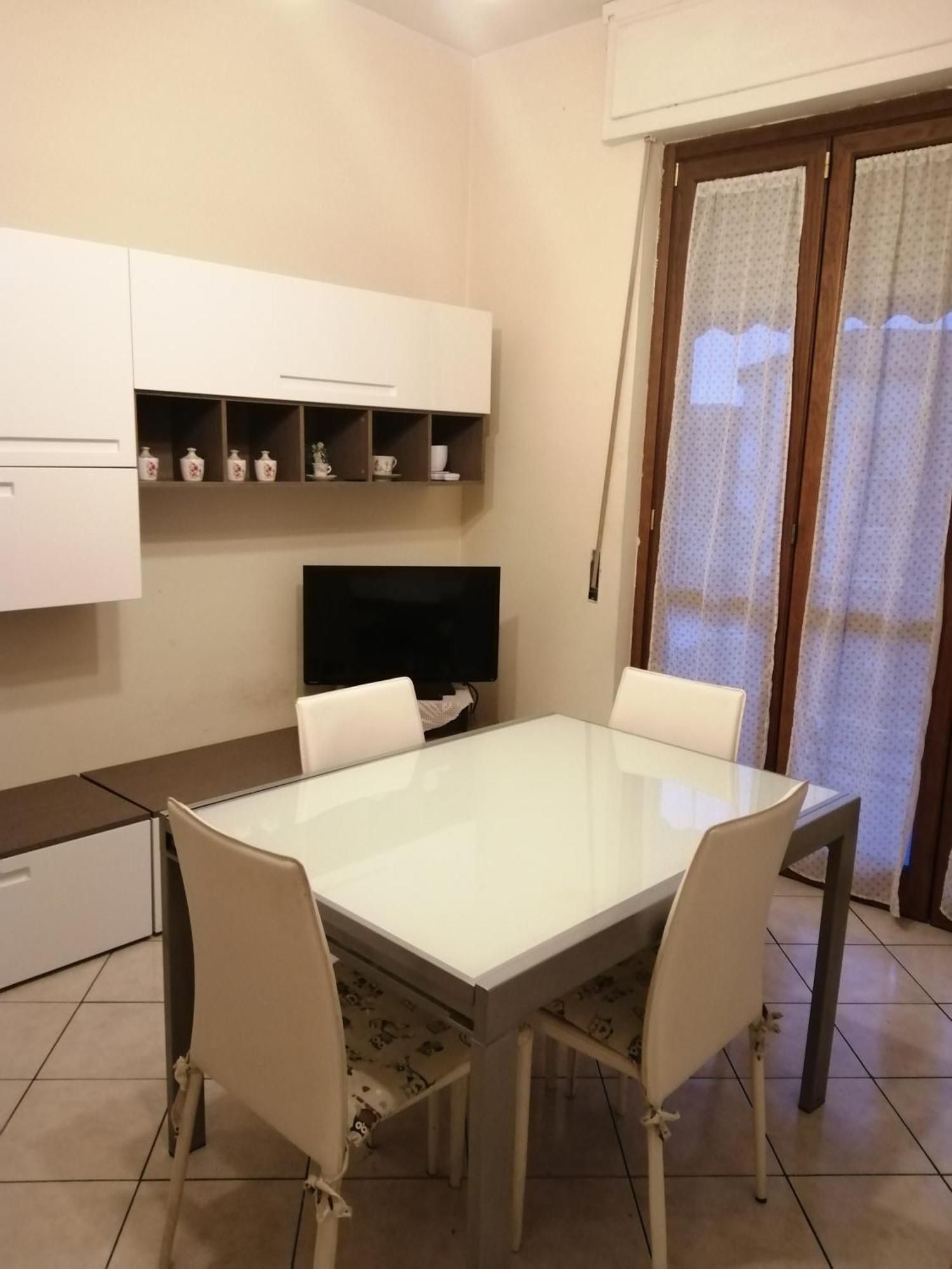 La Casa Di Fiore Apartment Asti Bagian luar foto